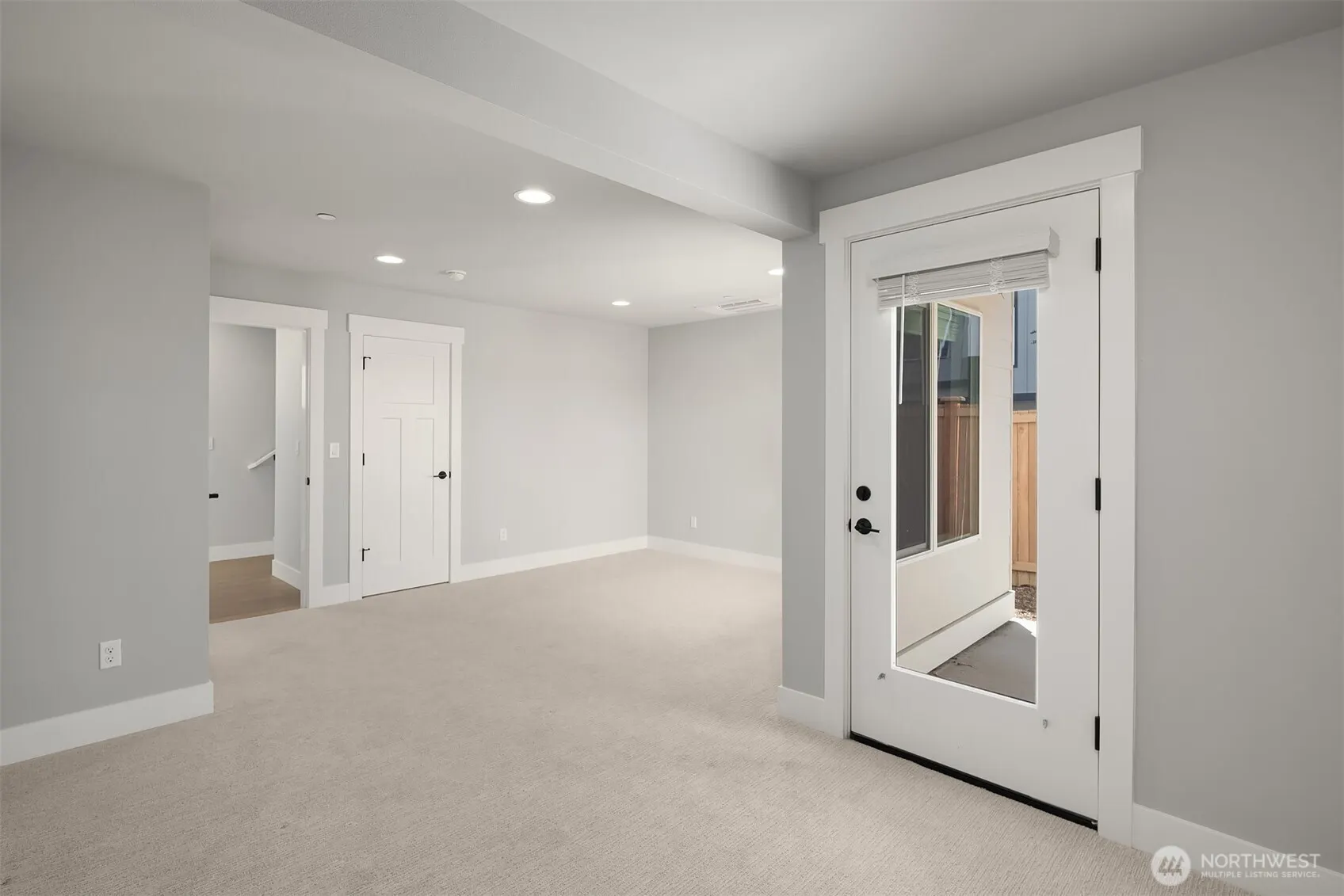 10 160th Place SE, Bothell, WA 98012