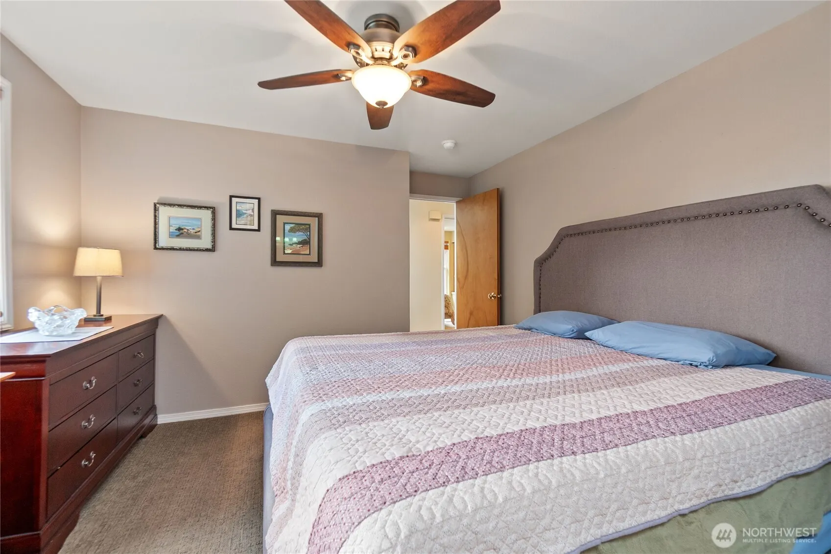 9724 NE 141st Court , Kirkland, WA 98034