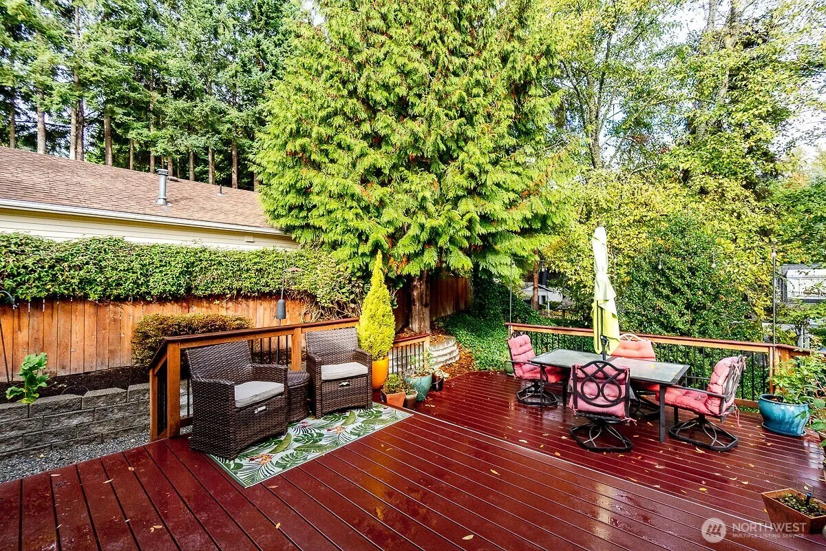9724 NE 141st Court , Kirkland, WA 98034