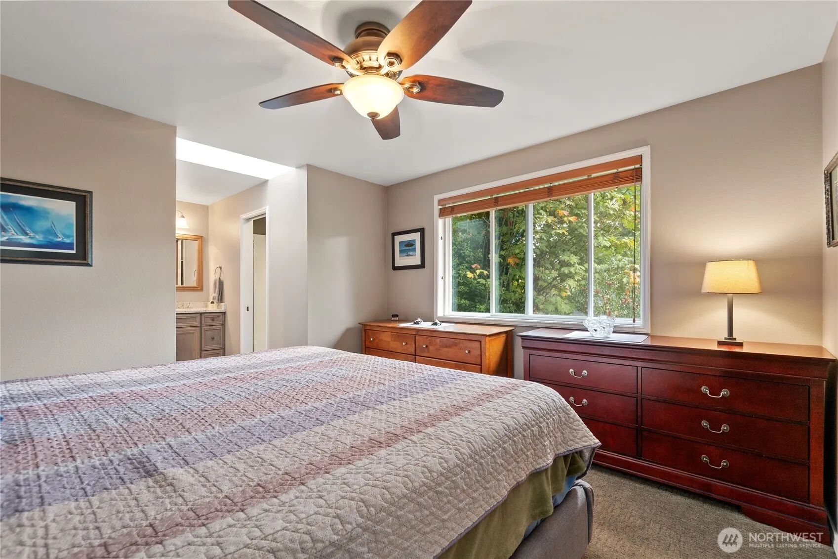 9724 NE 141st Court , Kirkland, WA 98034