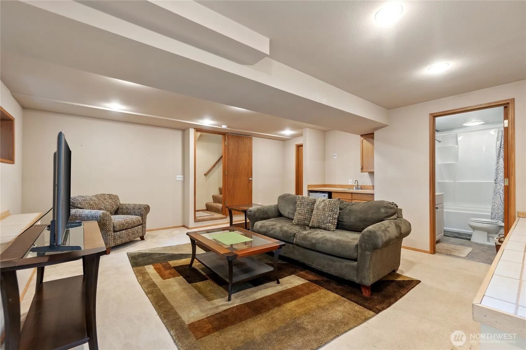 9724 NE 141st Court , Kirkland, WA 98034
