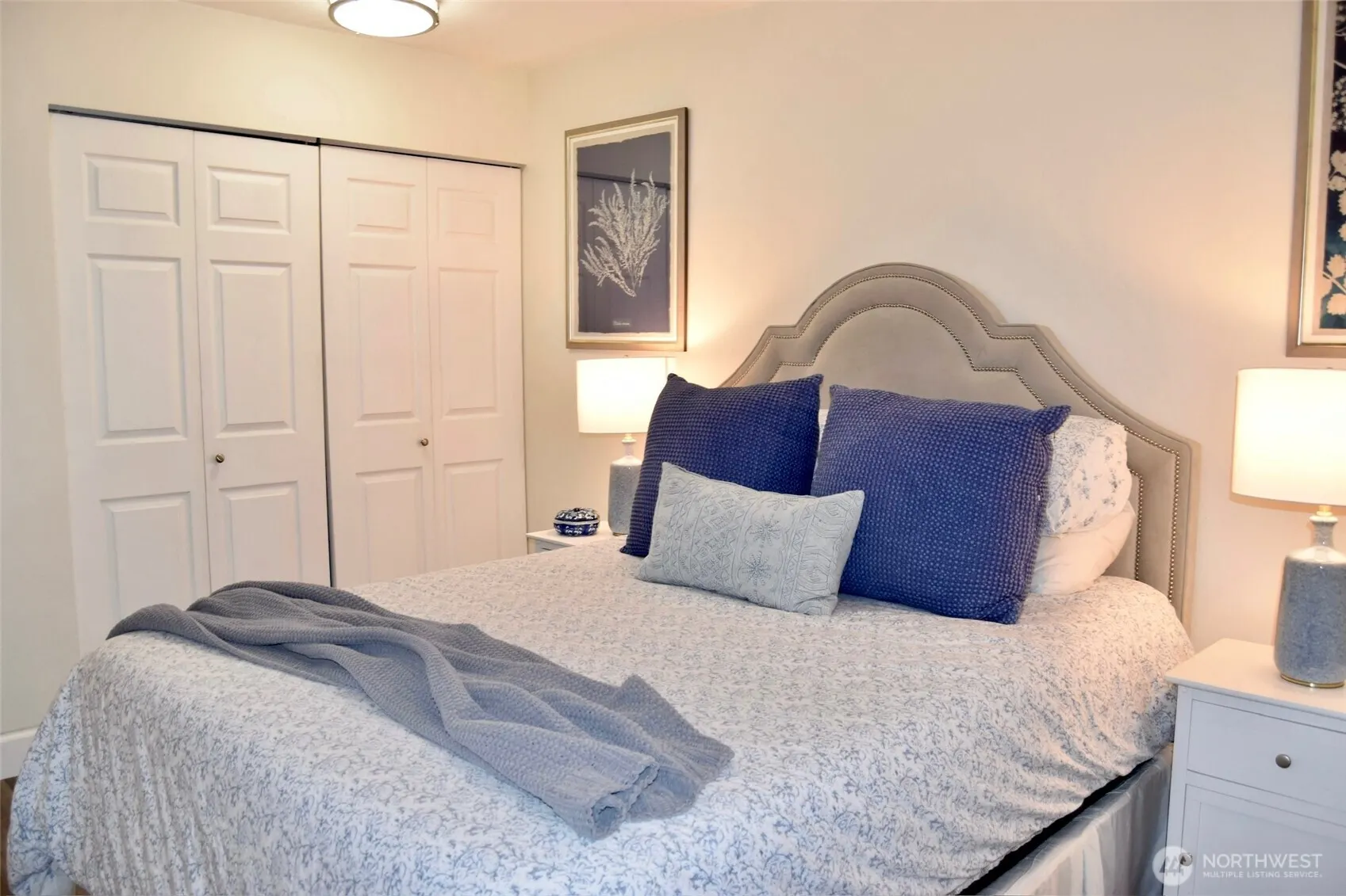 321 Bellevue Way SE #202, Bellevue, WA 98004