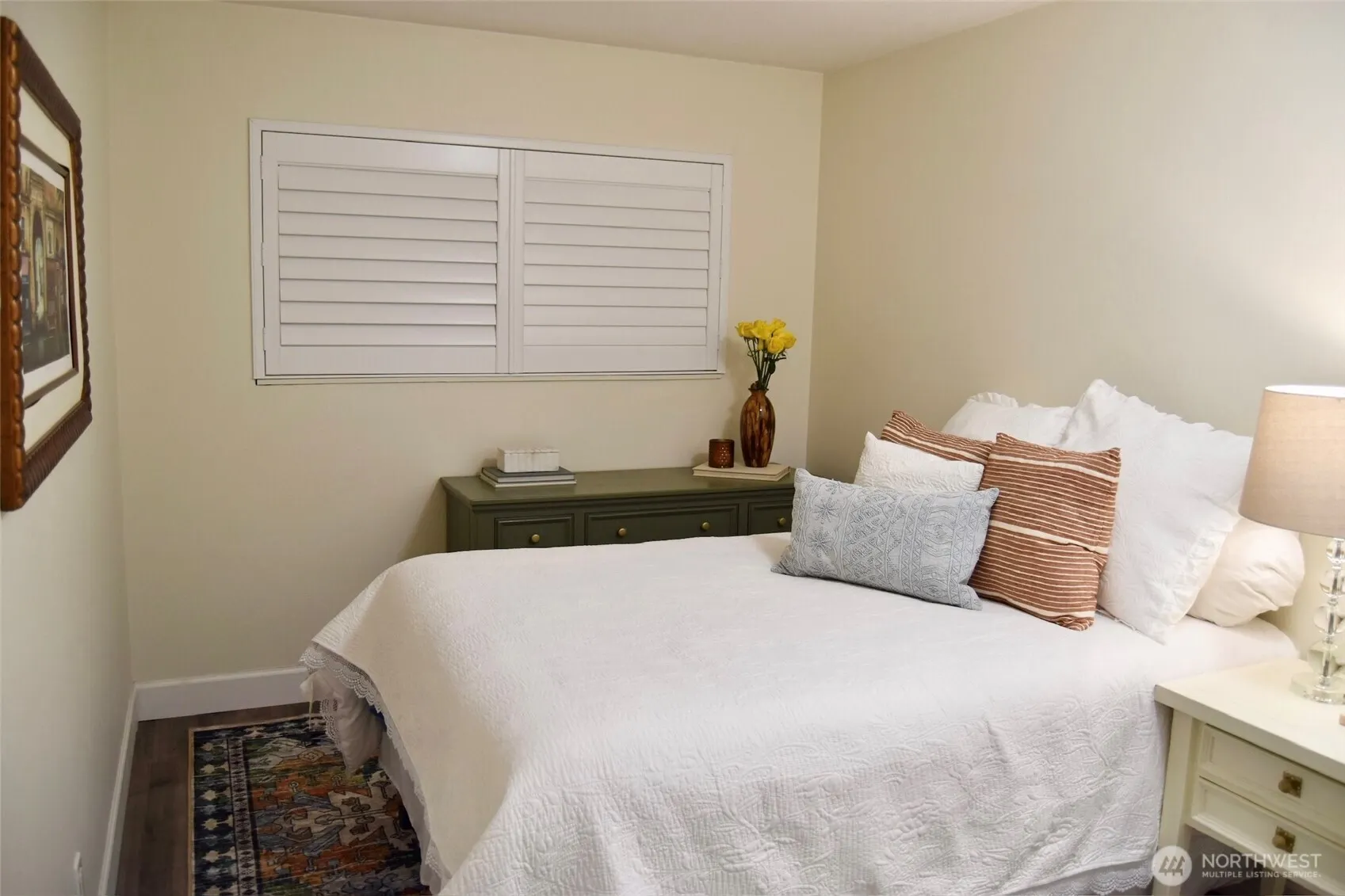 321 Bellevue Way SE #202, Bellevue, WA 98004