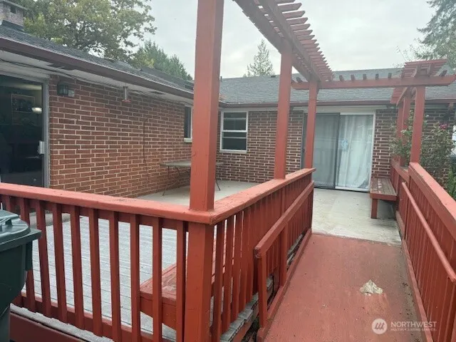 11605 SE 258th Street , Kent, WA 98030