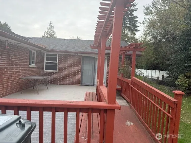 11605 SE 258th Street , Kent, WA 98030