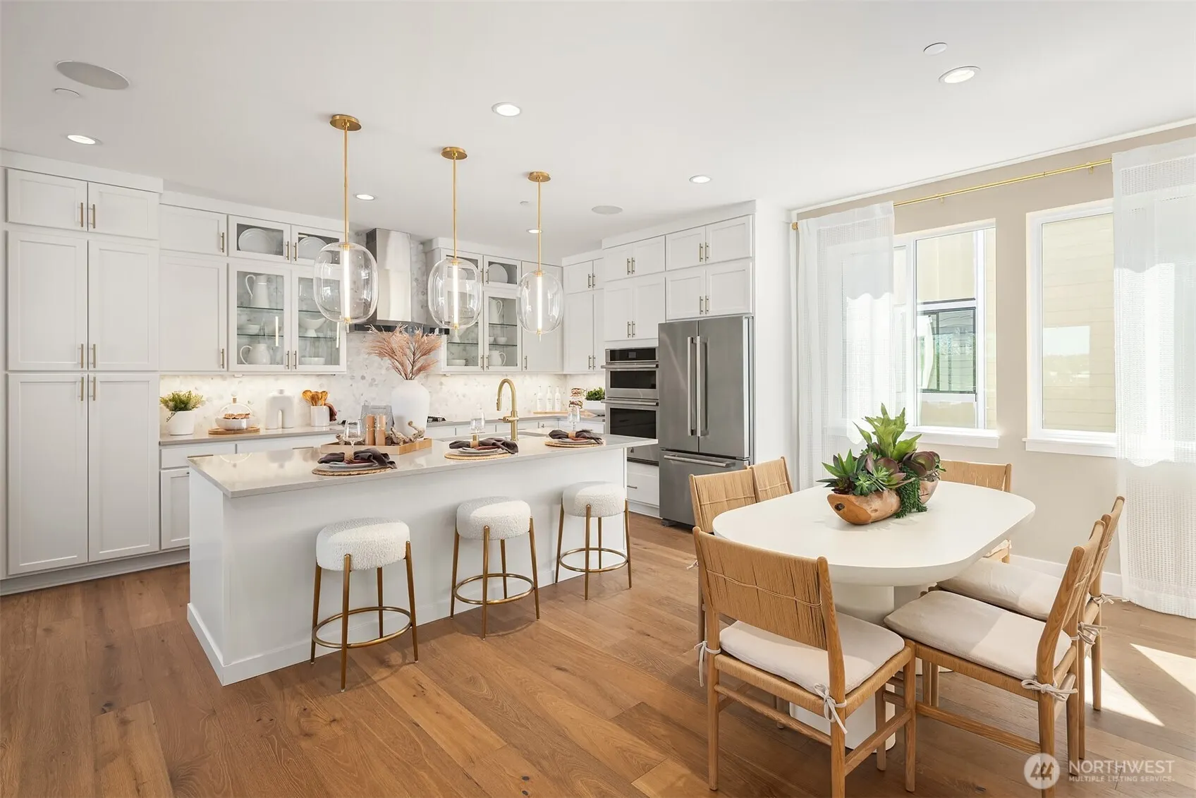 10808 (HS 55) 120TH Lane NE #D, Kirkland, WA 98033