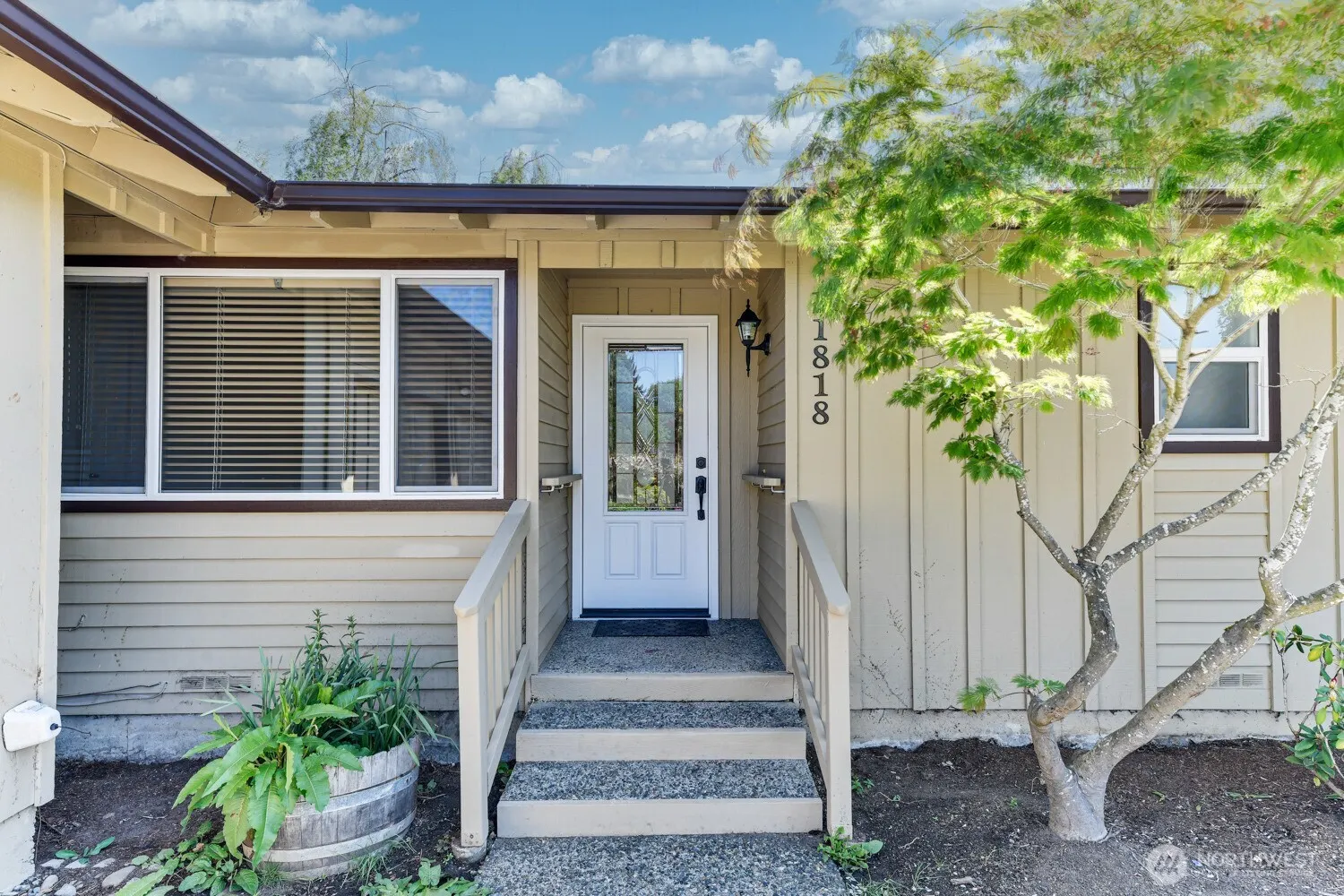 11818 103rd Avenue NE, Kirkland, WA 98034