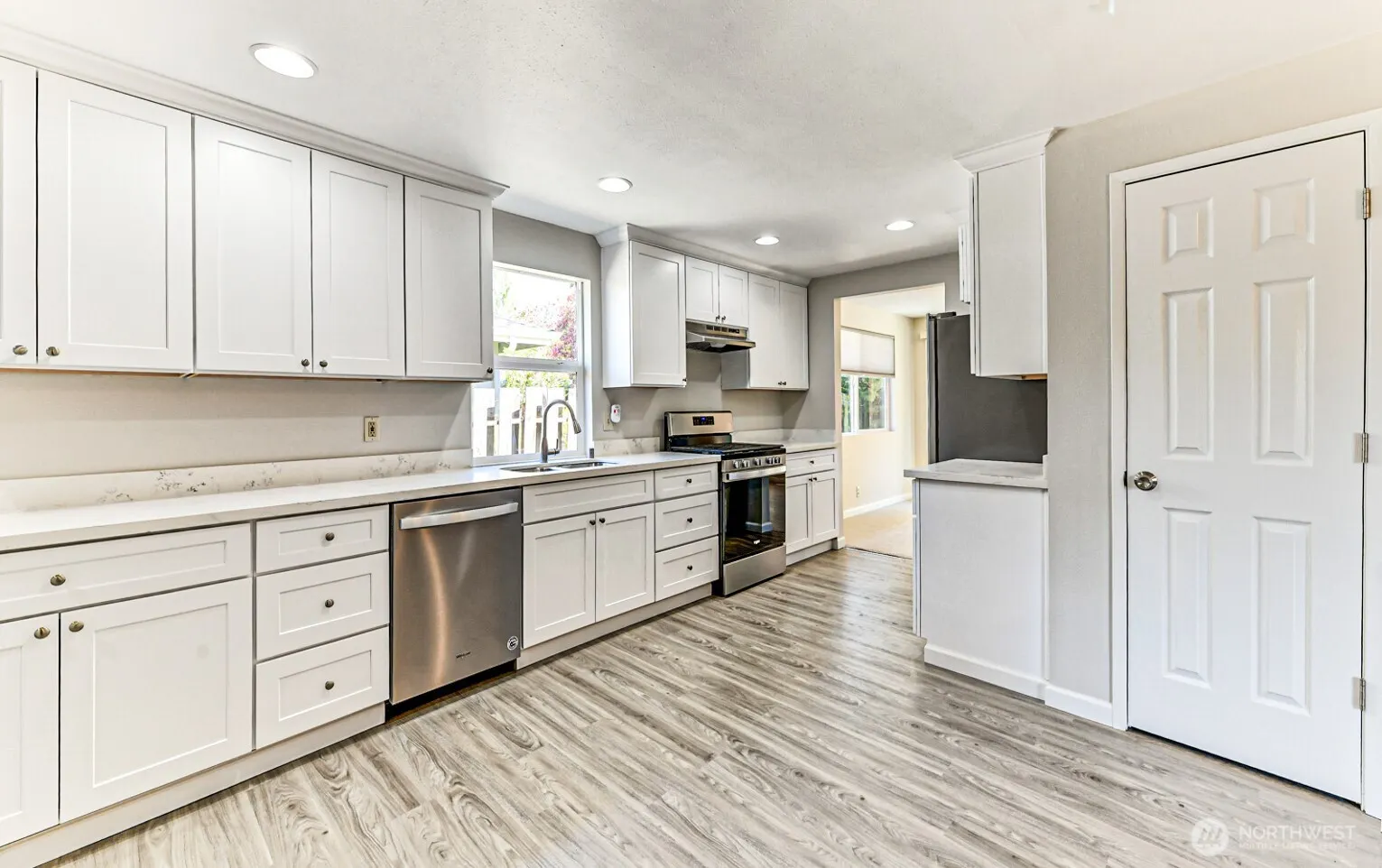 11818 103rd Avenue NE, Kirkland, WA 98034