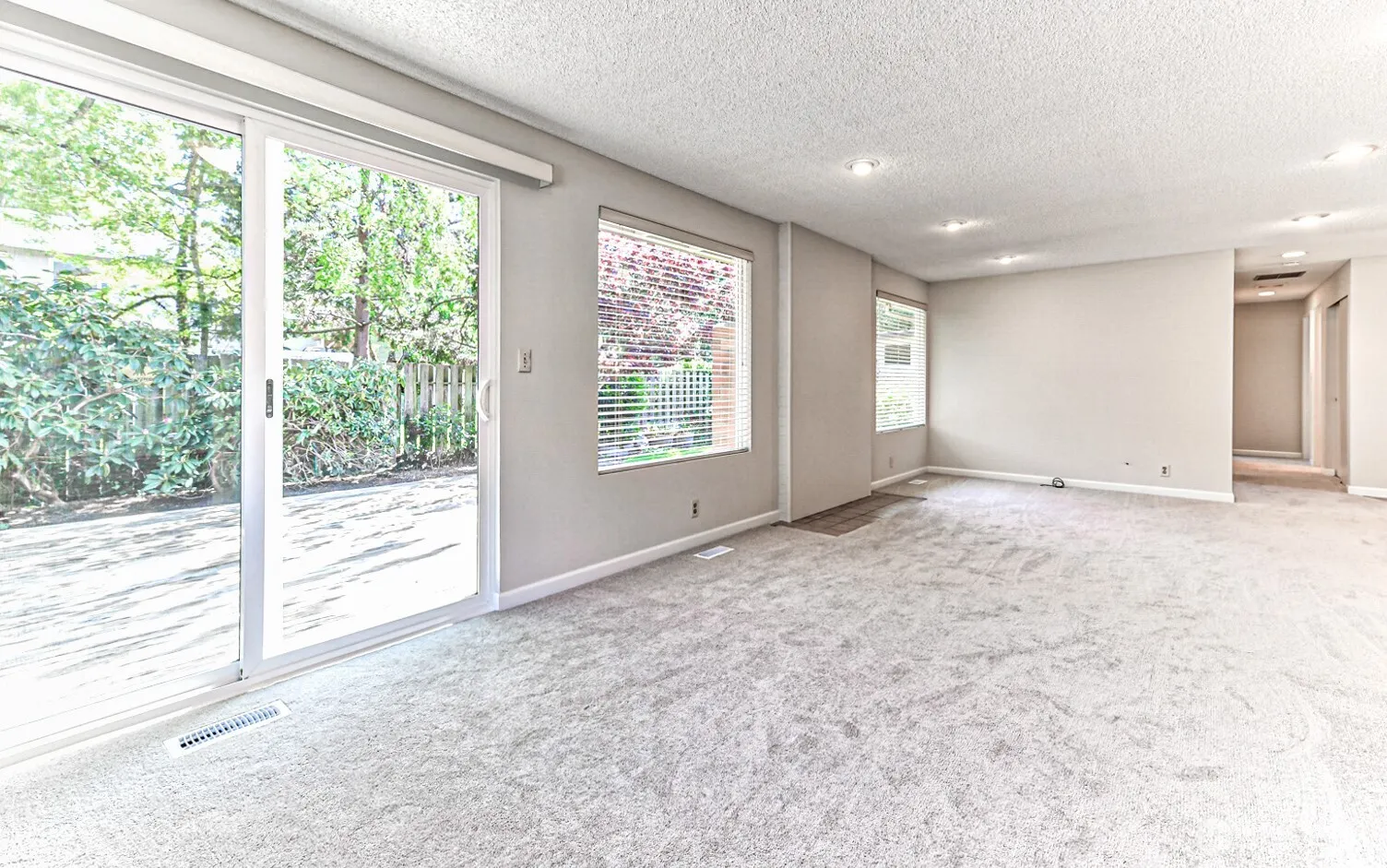 11818 103rd Avenue NE, Kirkland, WA 98034