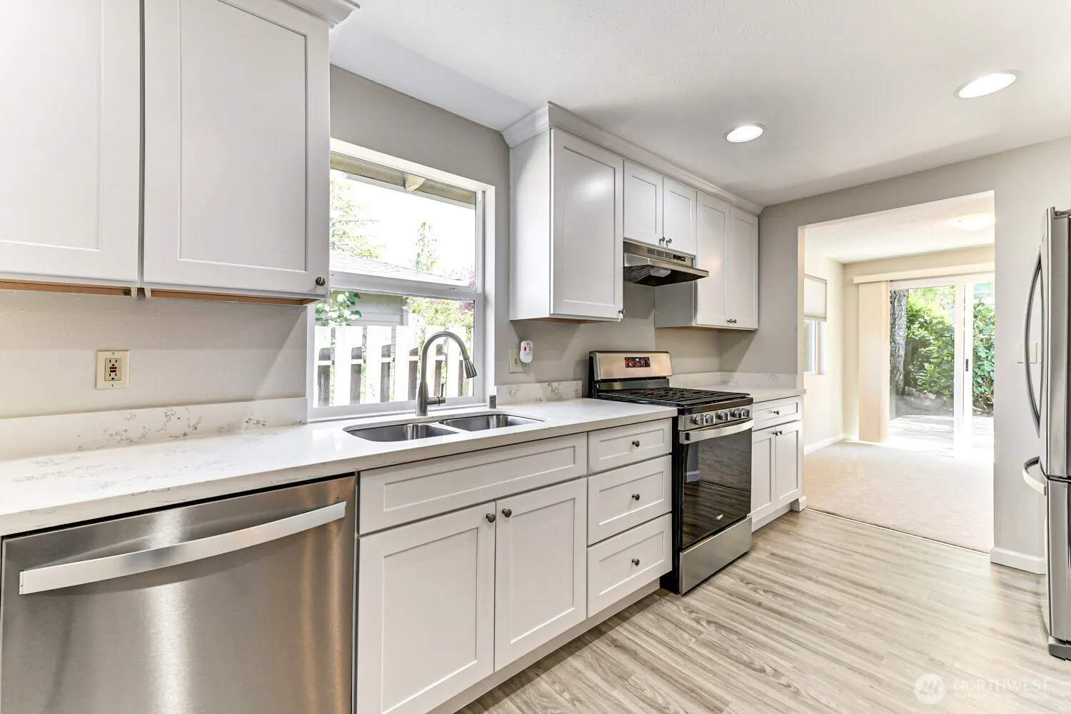 11818 103rd Avenue NE, Kirkland, WA 98034