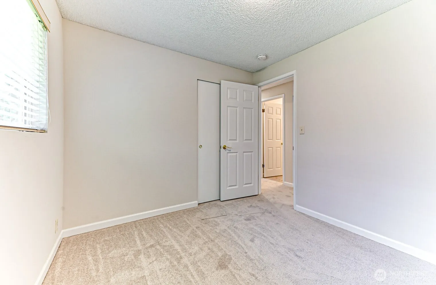 11818 103rd Avenue NE, Kirkland, WA 98034