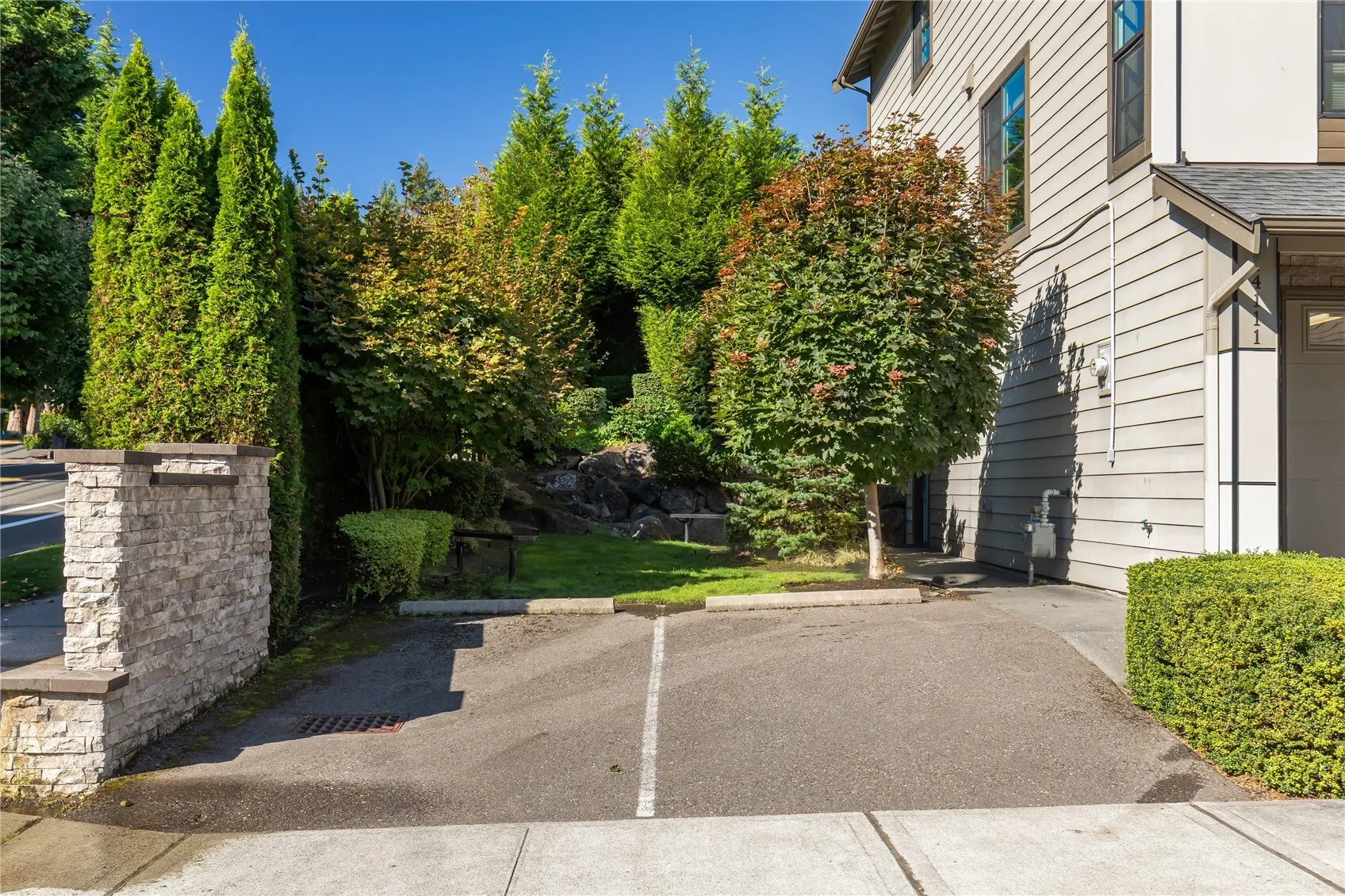 14111 74th Court NE #1, Kirkland, WA 98034