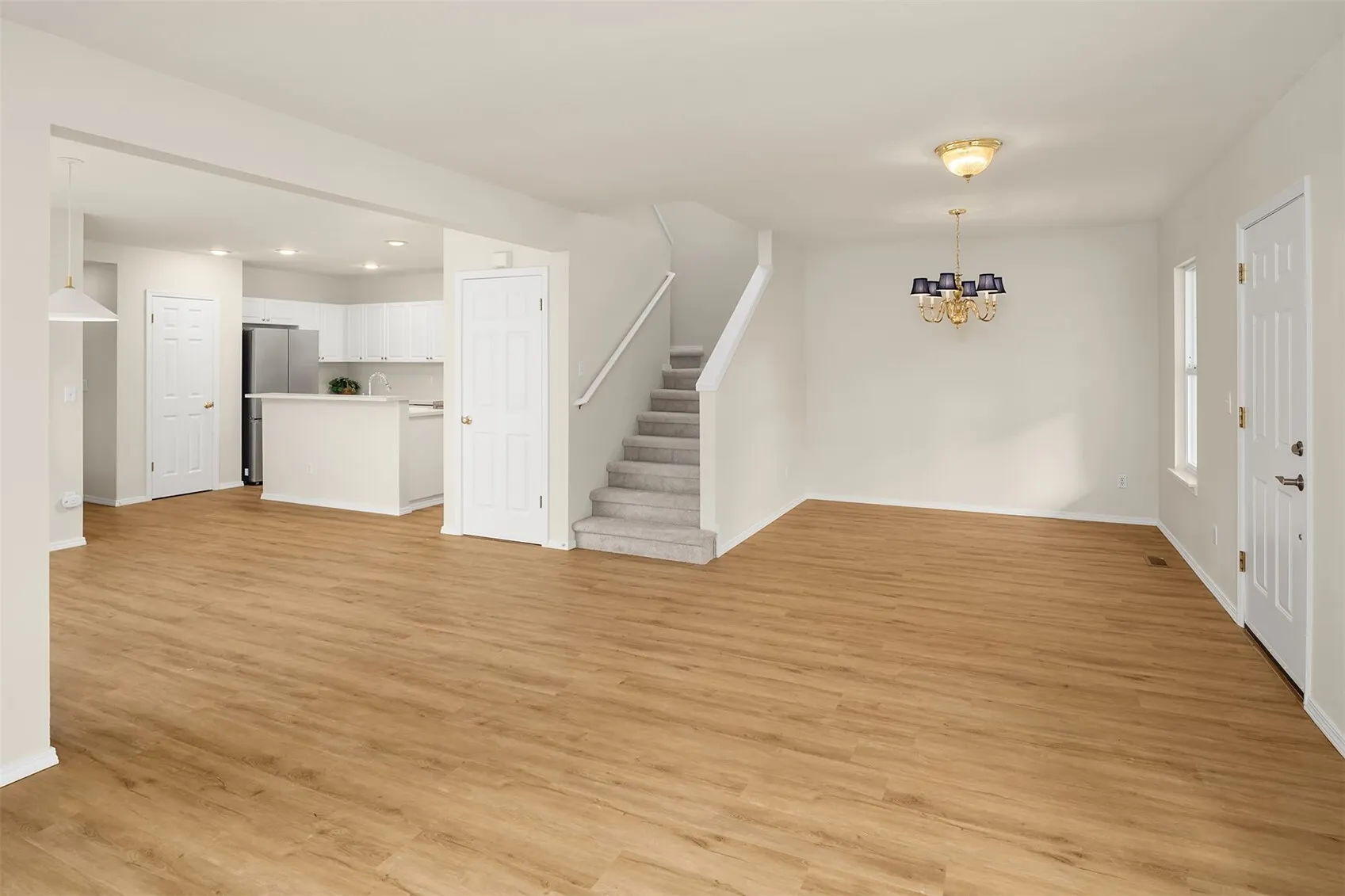 523 Redmond Place NE, Renton, WA 98056-3988