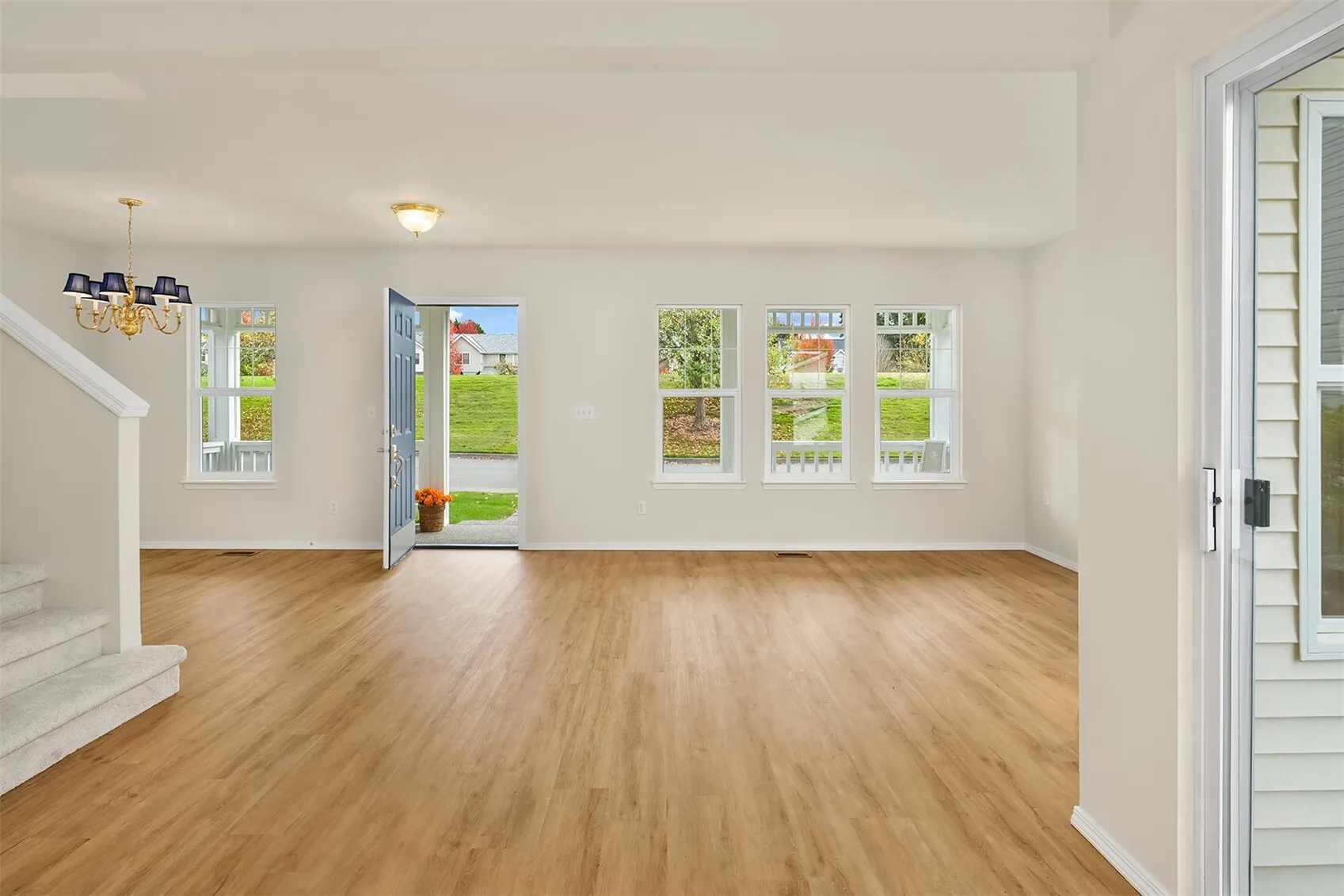 523 Redmond Place NE, Renton, WA 98056-3988
