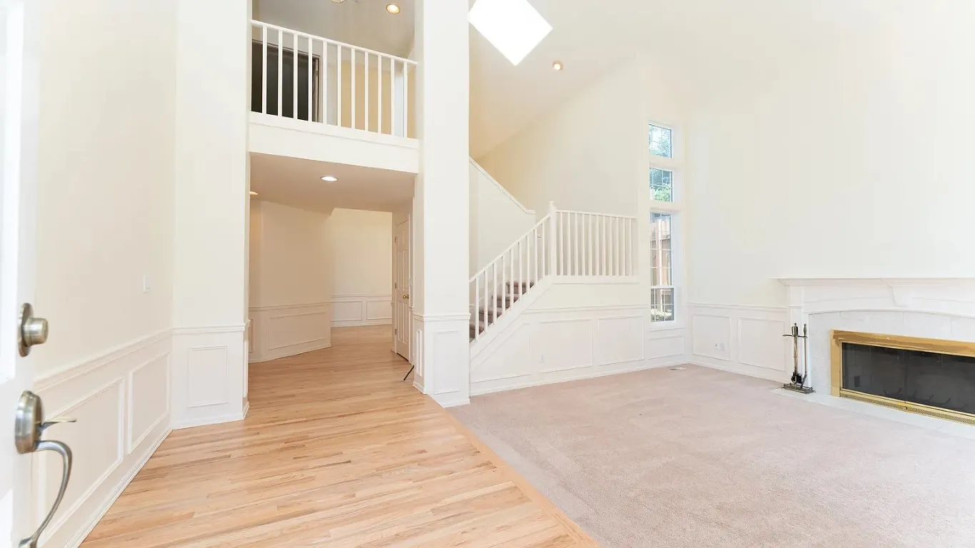 16410 SE 56th Place , Bellevue, WA 98006