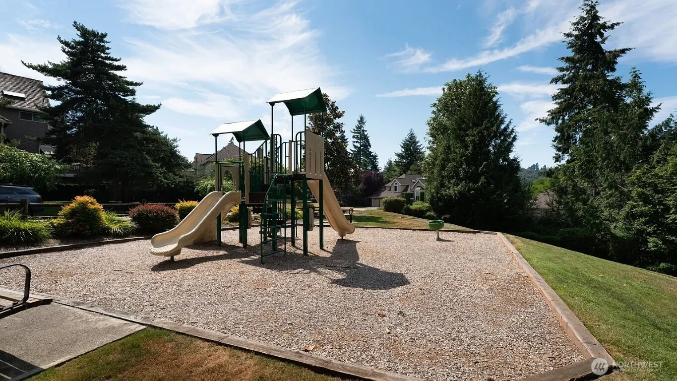 16410 SE 56th Place , Bellevue, WA 98006