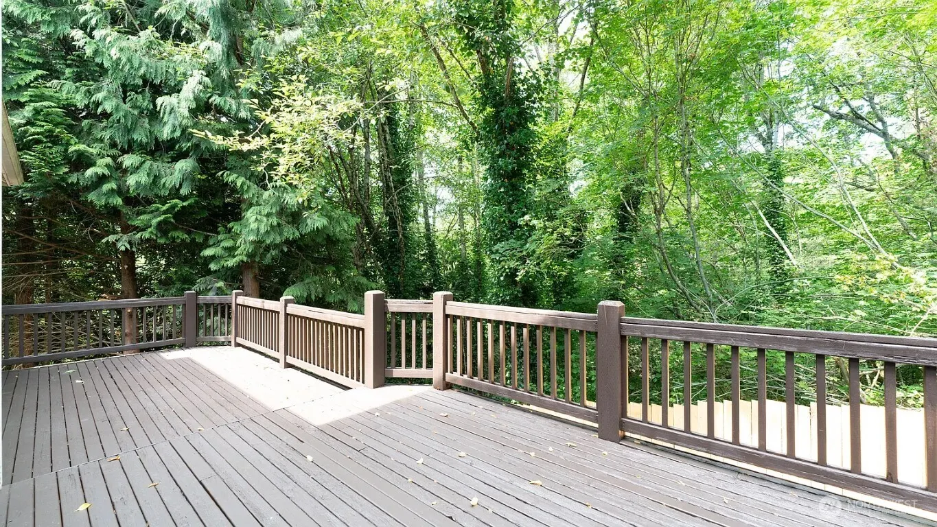16410 SE 56th Place , Bellevue, WA 98006