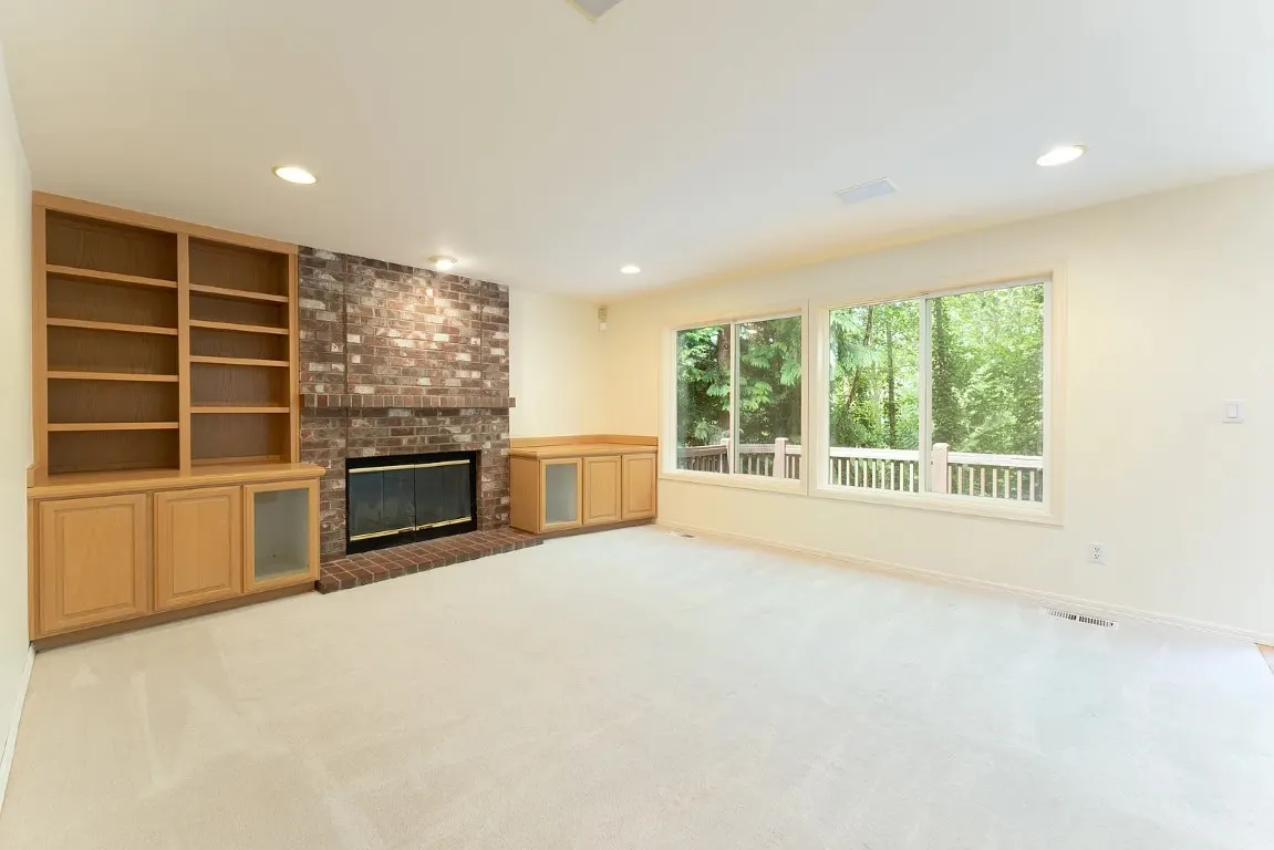 16410 SE 56th Place , Bellevue, WA 98006