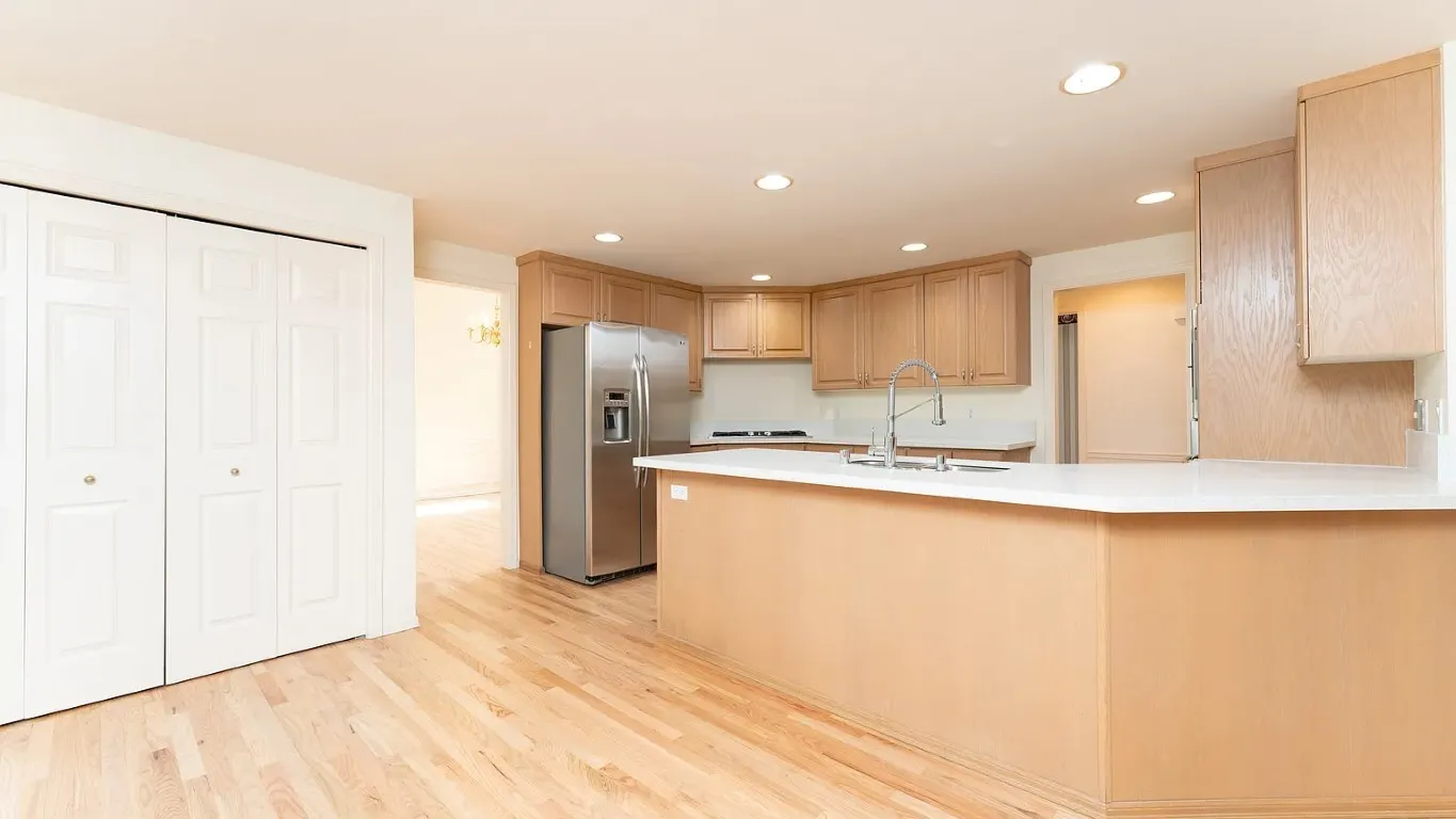 16410 SE 56th Place , Bellevue, WA 98006