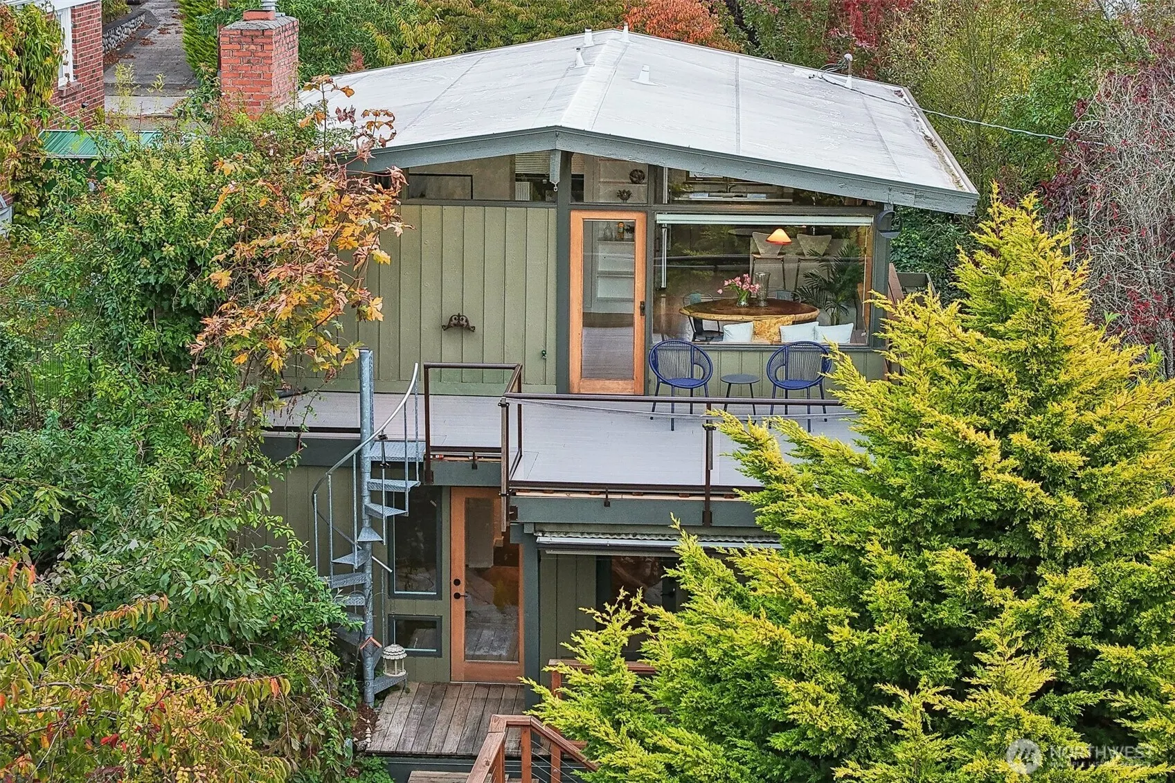 3611 30th Avenue W, Seattle, WA 98199