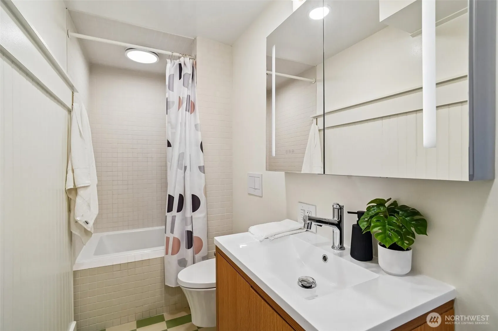 3611 30th Avenue W, Seattle, WA 98199