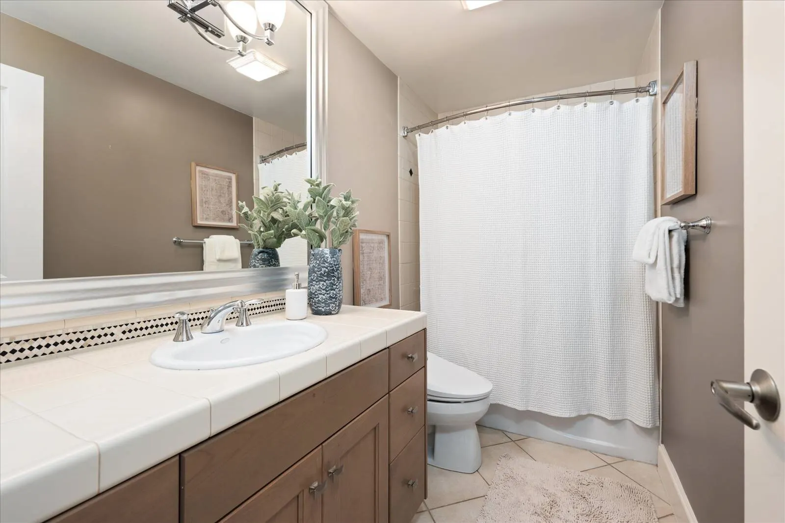 5304 Lake Washington Boulevard NE #H, Kirkland, WA 98033