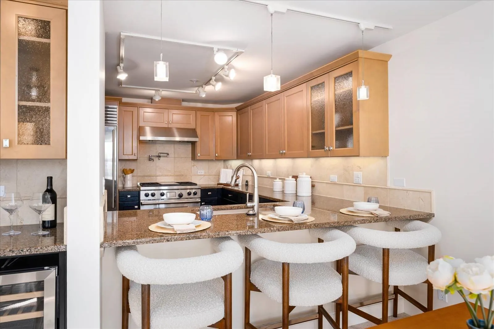 5304 Lake Washington Boulevard NE #H, Kirkland, WA 98033