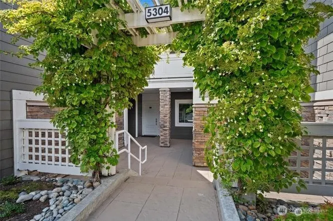 5304 Lake Washington Boulevard NE #H, Kirkland, WA 98033