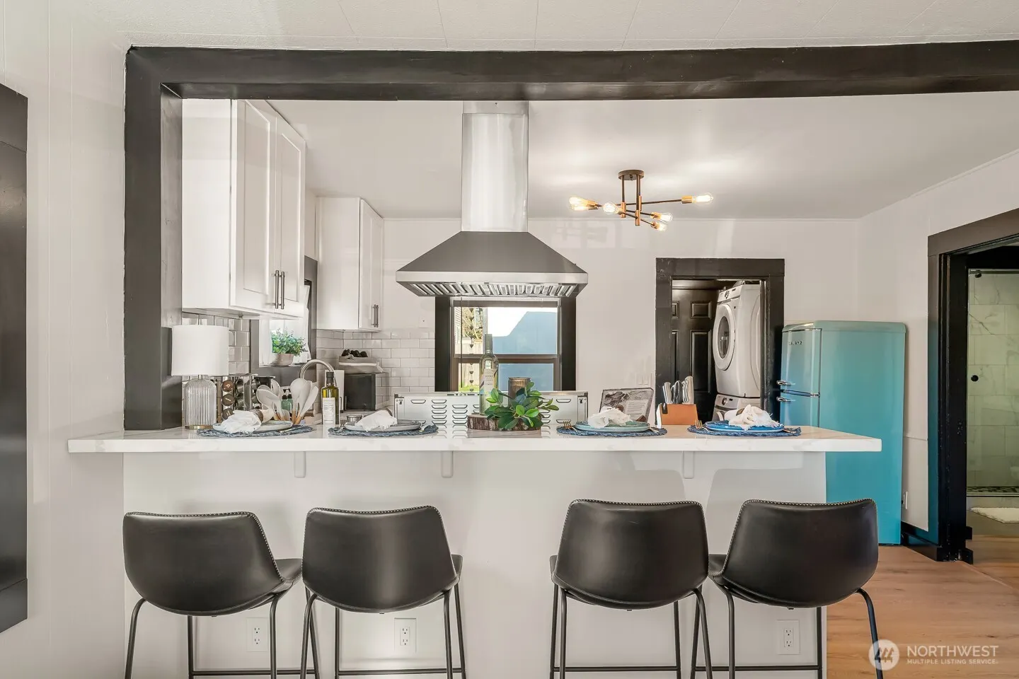 60 2nd Avenue NE, Issaquah, WA 98027