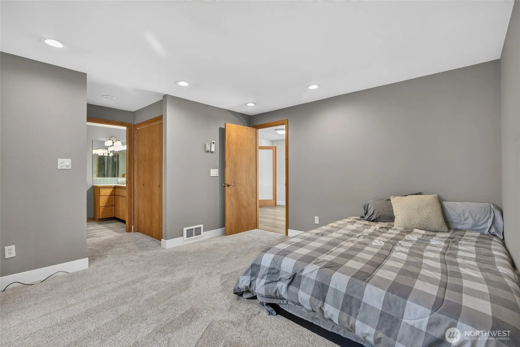 4911 169th Street SE, Bothell, WA 98012