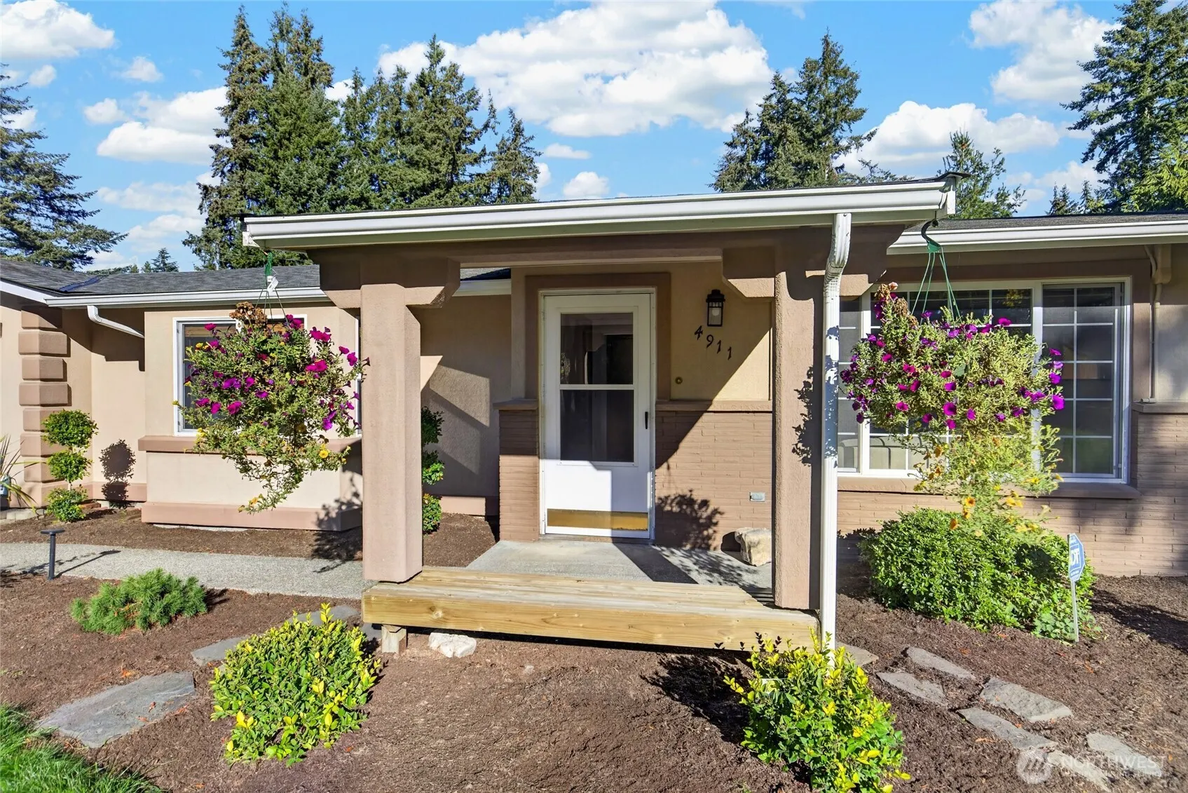 4911 169th Street SE, Bothell, WA 98012