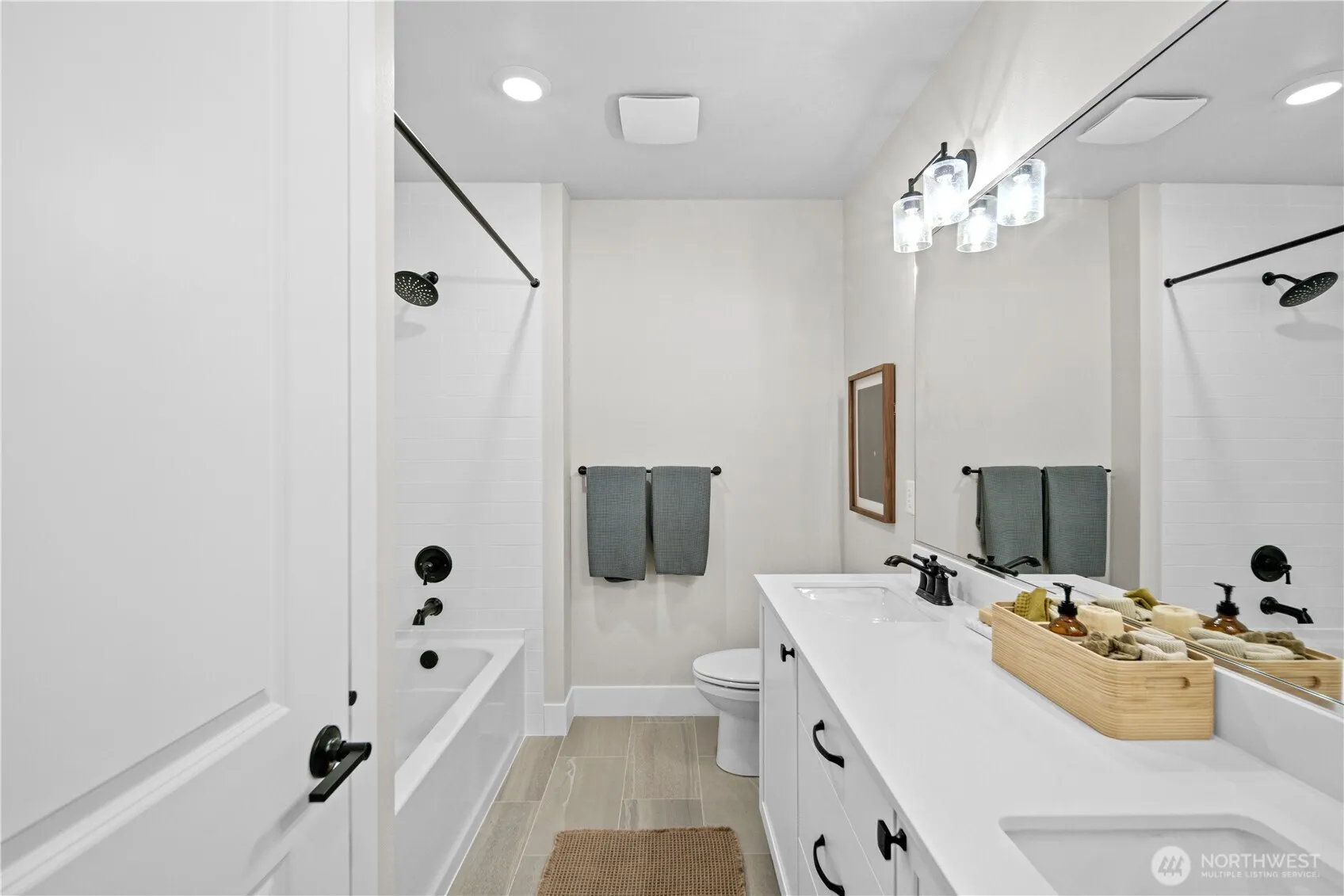 14344 148th Place NE #23, Woodinville, WA 98072