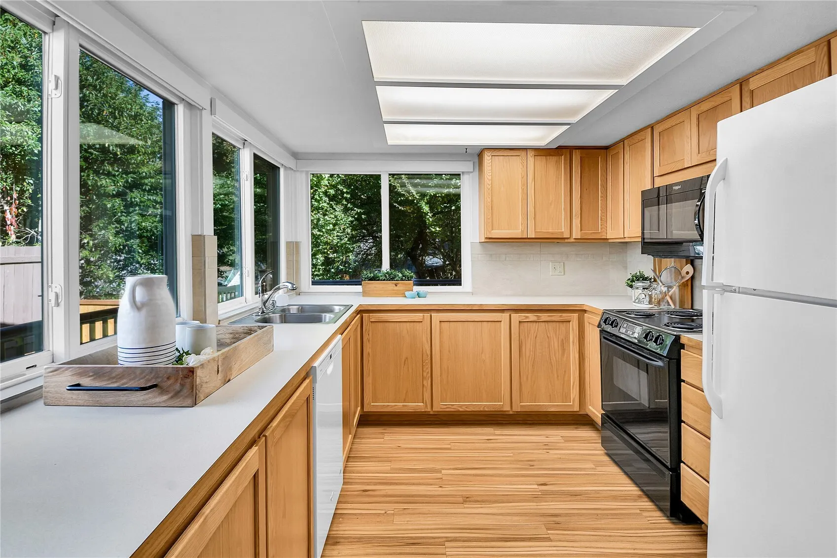 13168 NE 92nd Avenue , Kirkland, WA 98034