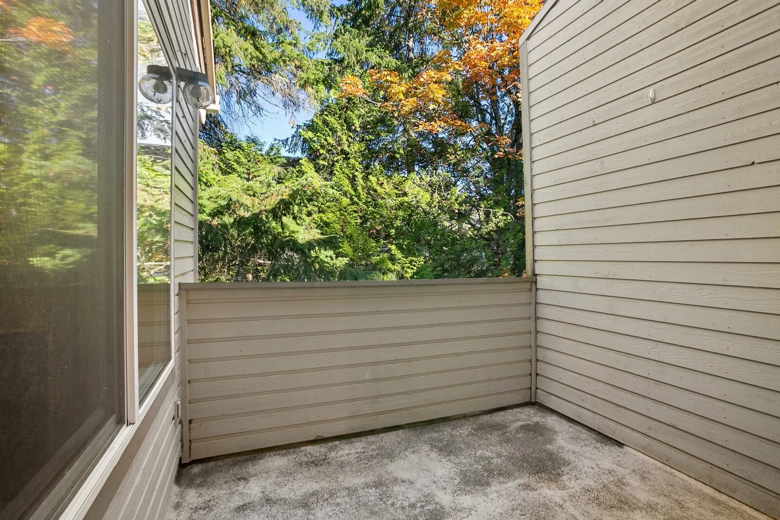 14600 NE 45th Street #D9, Bellevue, WA 98007