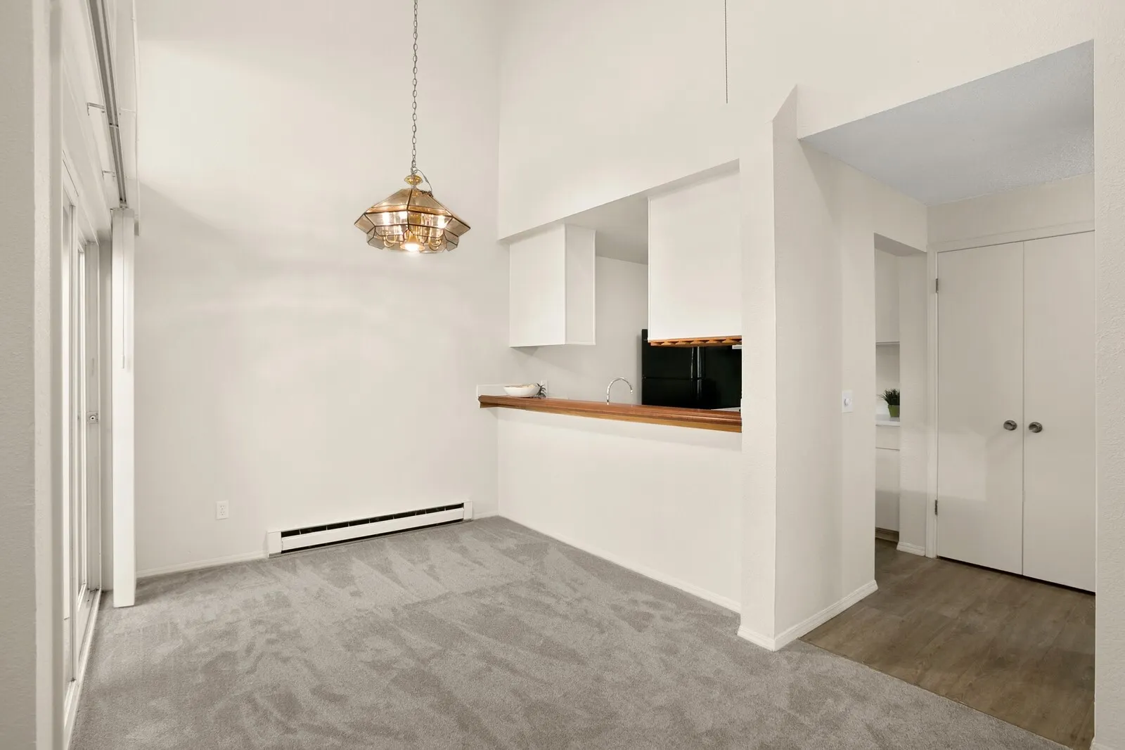 14600 NE 45th Street #D9, Bellevue, WA 98007