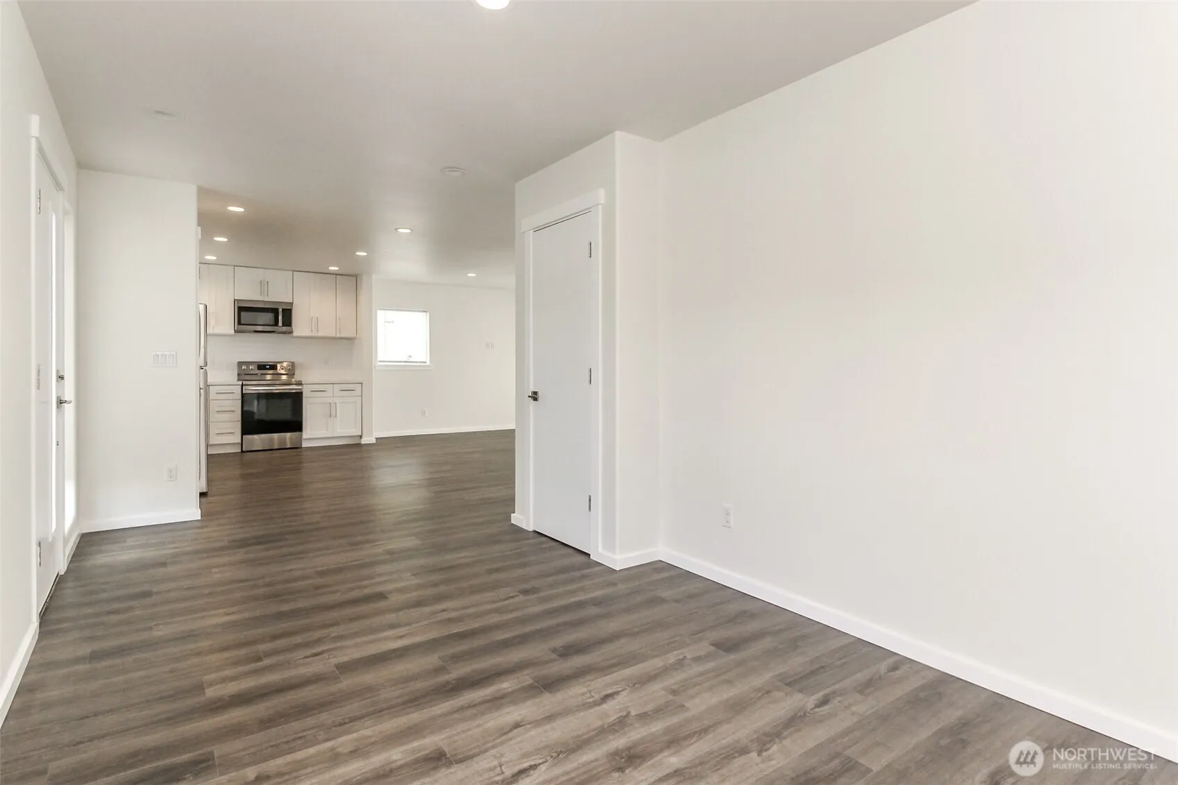 114 E Willis Street , Kent, WA 98032