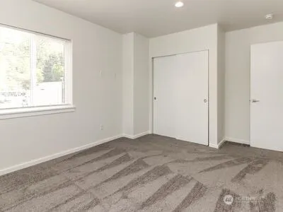 114 E Willis Street , Kent, WA 98032