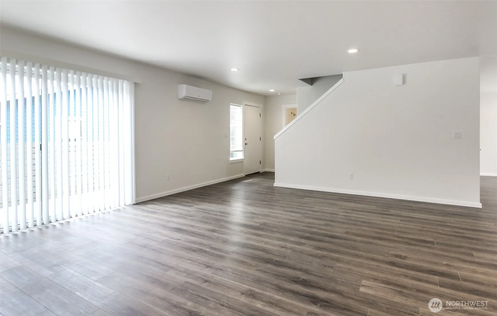 114 E Willis Street , Kent, WA 98032