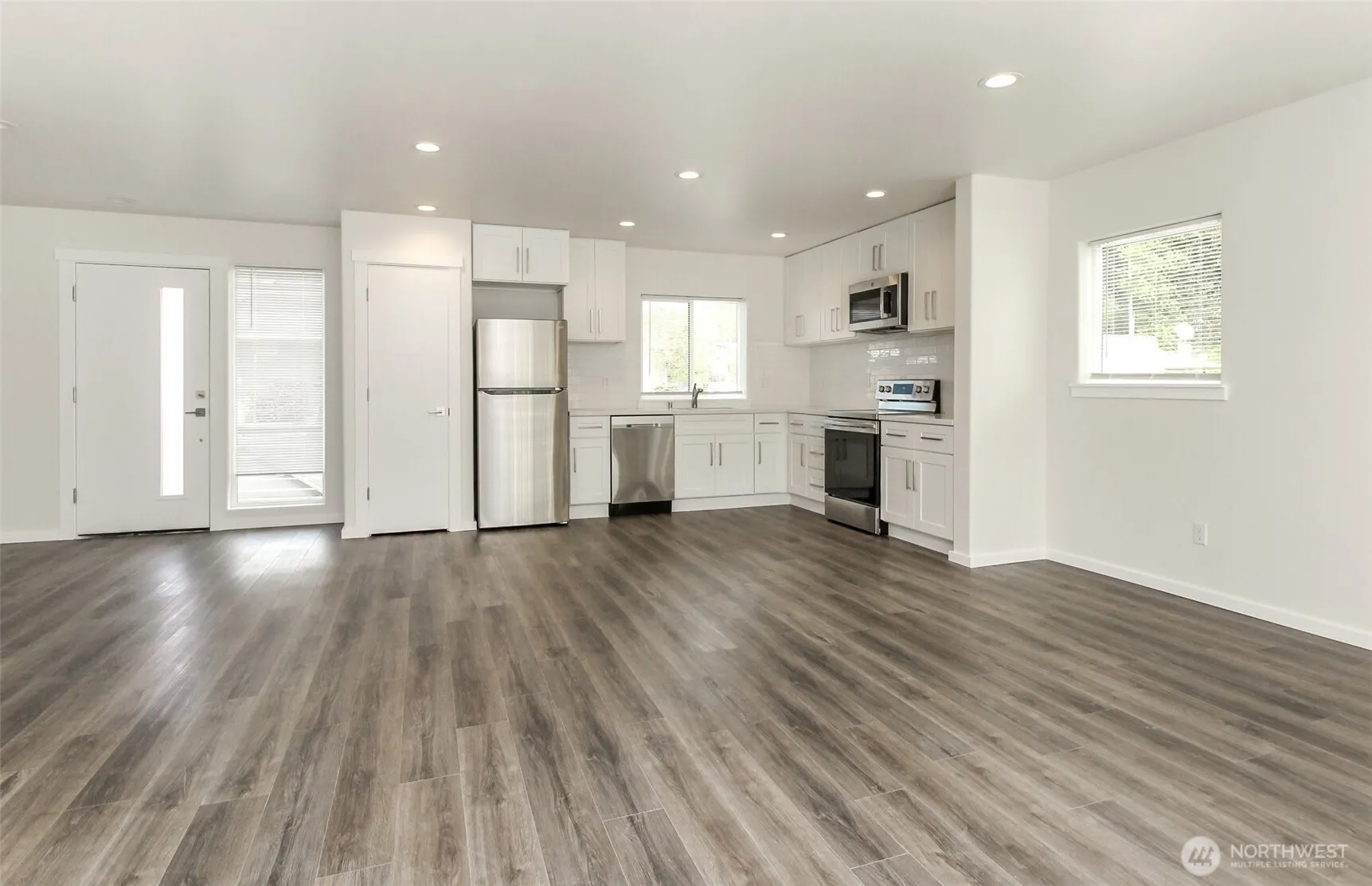 114 E Willis Street , Kent, WA 98032
