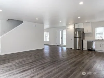 114 E Willis Street , Kent, WA 98032