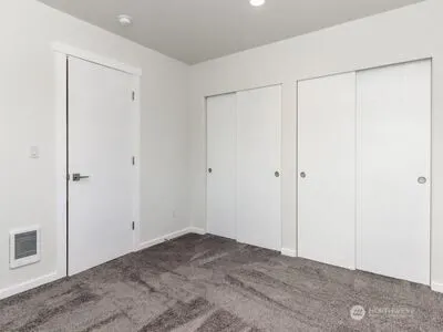 114 E Willis Street , Kent, WA 98032