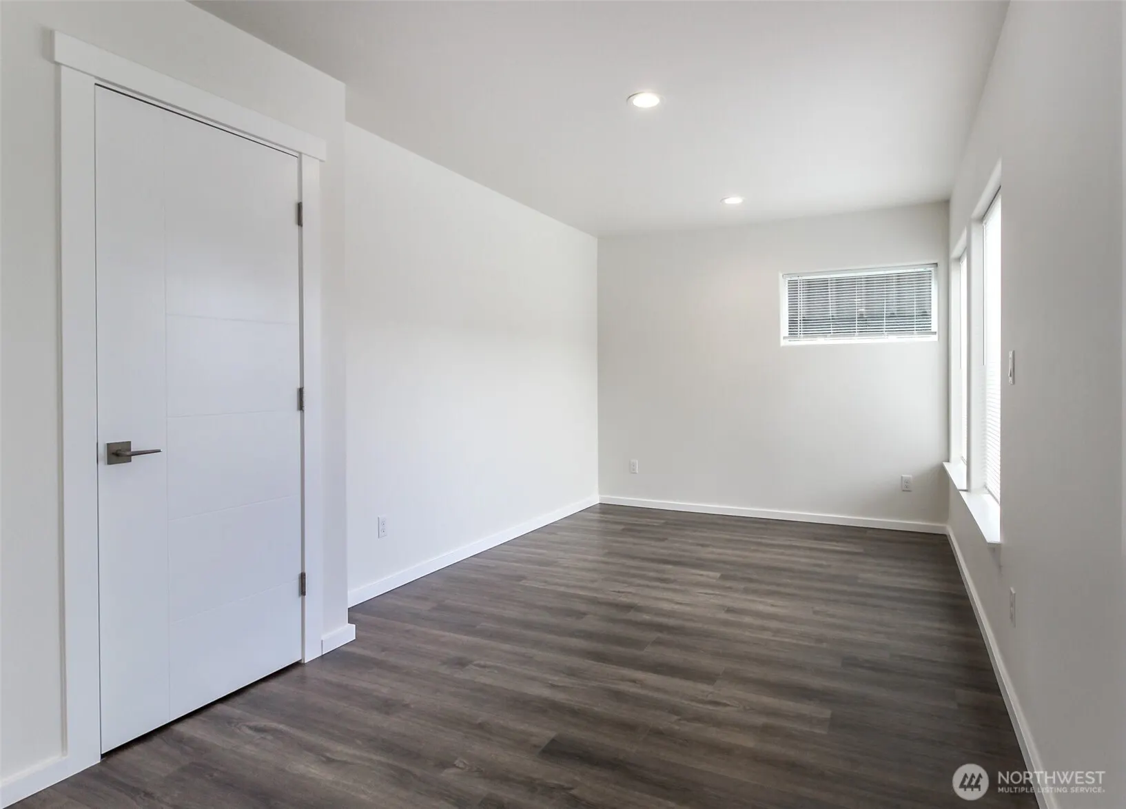 114 E Willis Street , Kent, WA 98032
