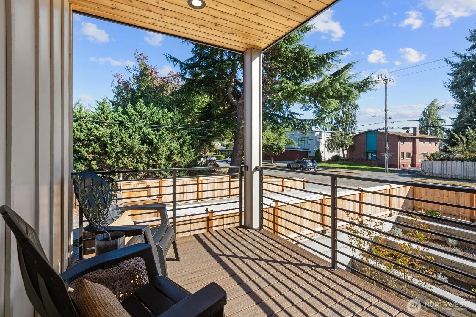 3312 W Dravus Street , Seattle, WA 98199-2615