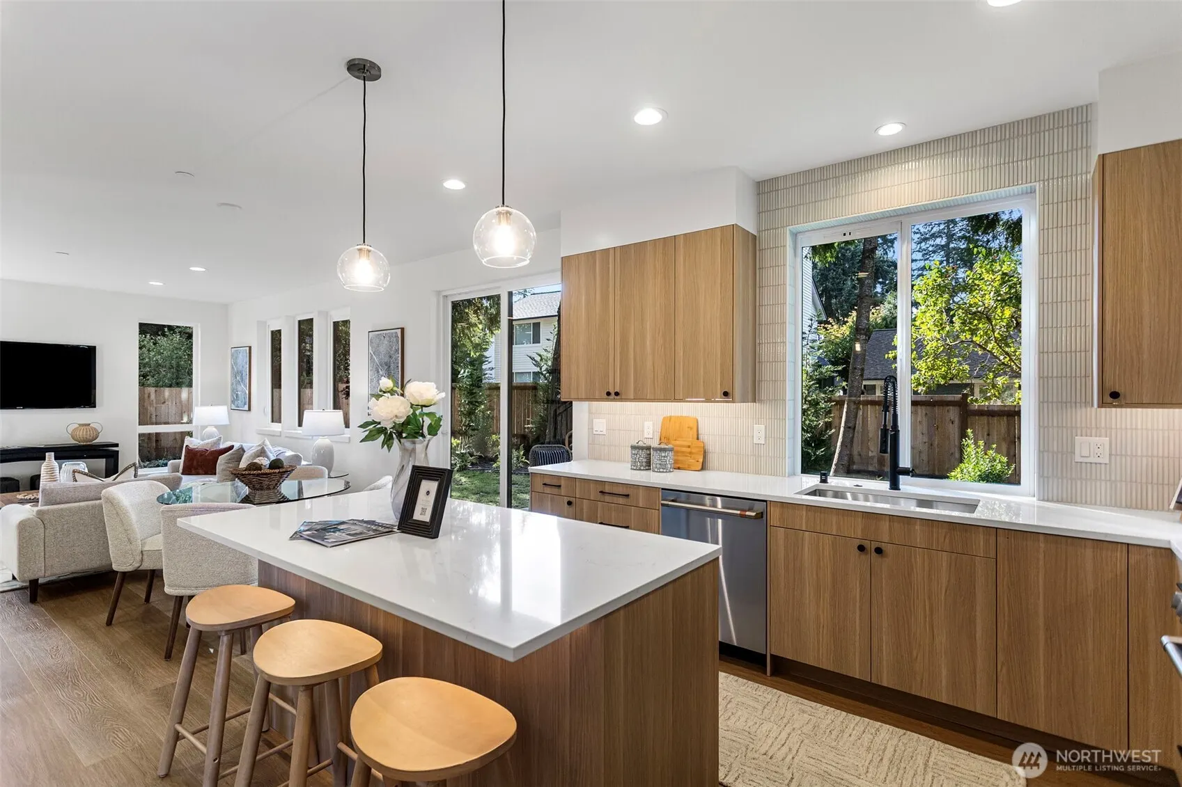12841 NE 112th Street , Kirkland, WA 98033