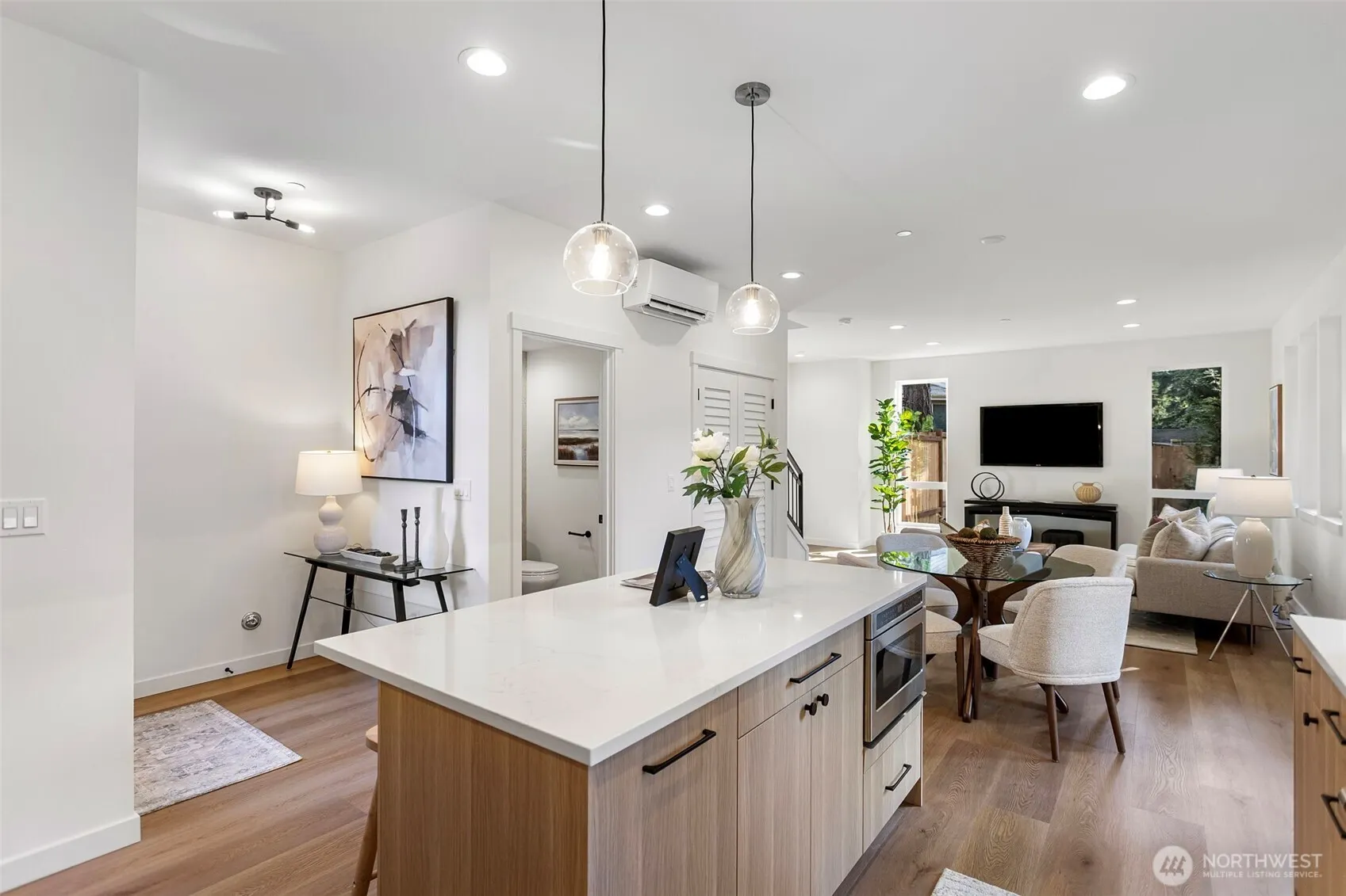 12841 NE 112th Street , Kirkland, WA 98033