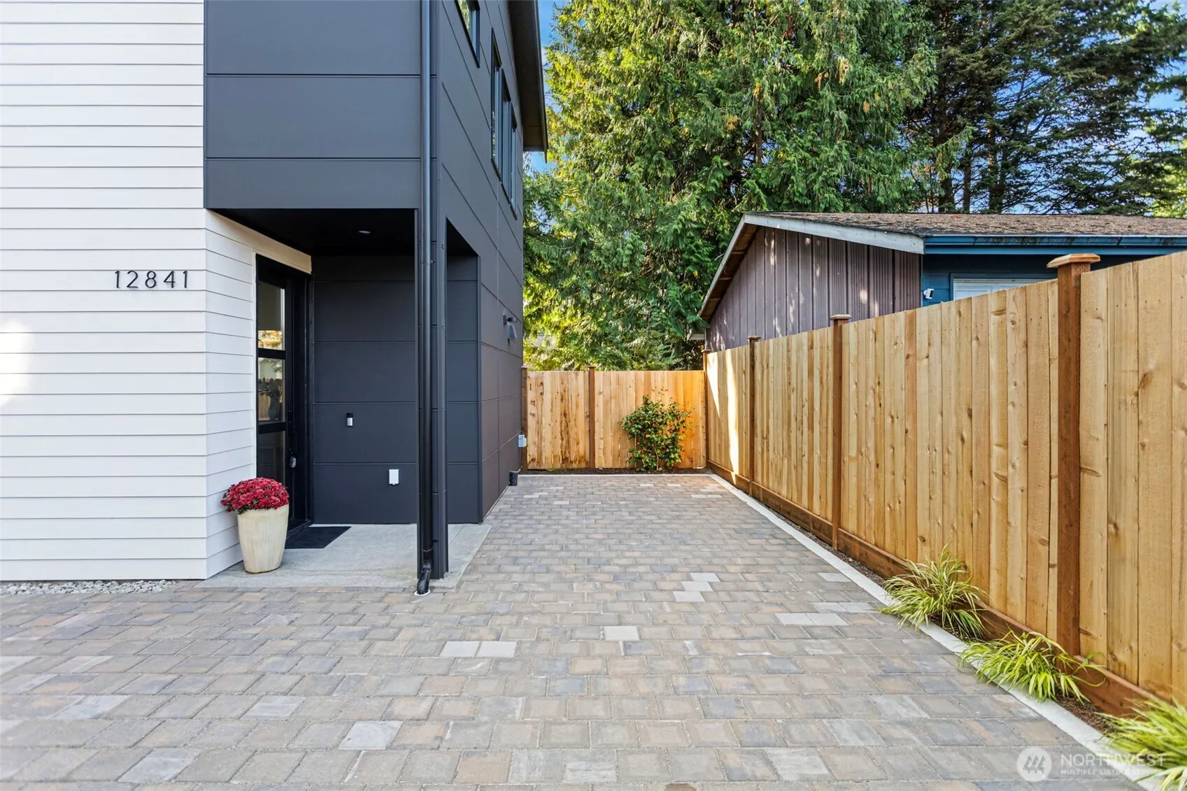 12841 NE 112th Street , Kirkland, WA 98033