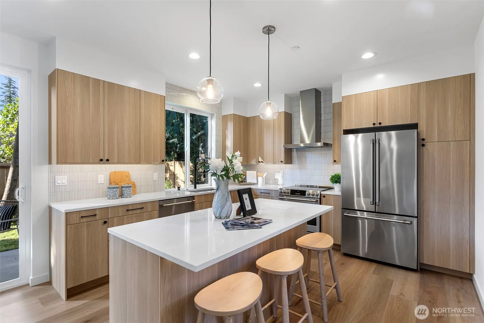 12841 NE 112th Street , Kirkland, WA 98033