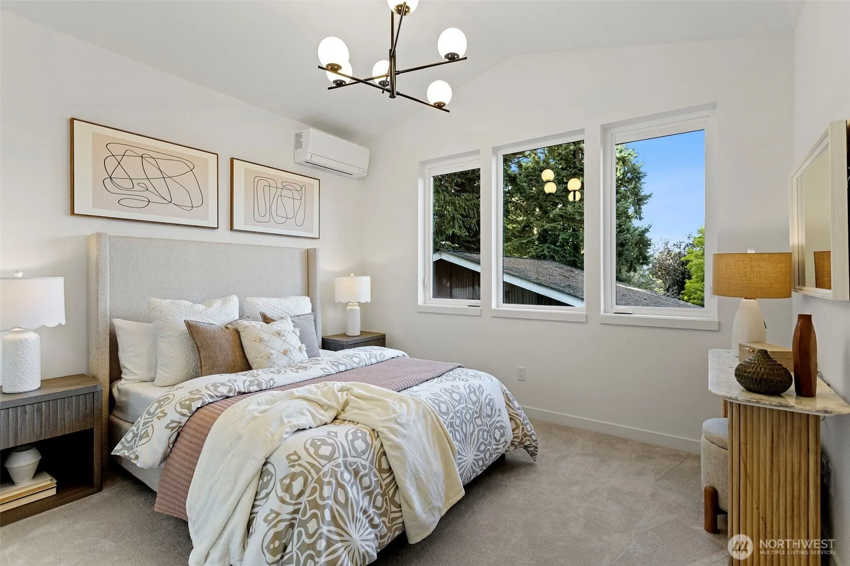 12841 NE 112th Street , Kirkland, WA 98033