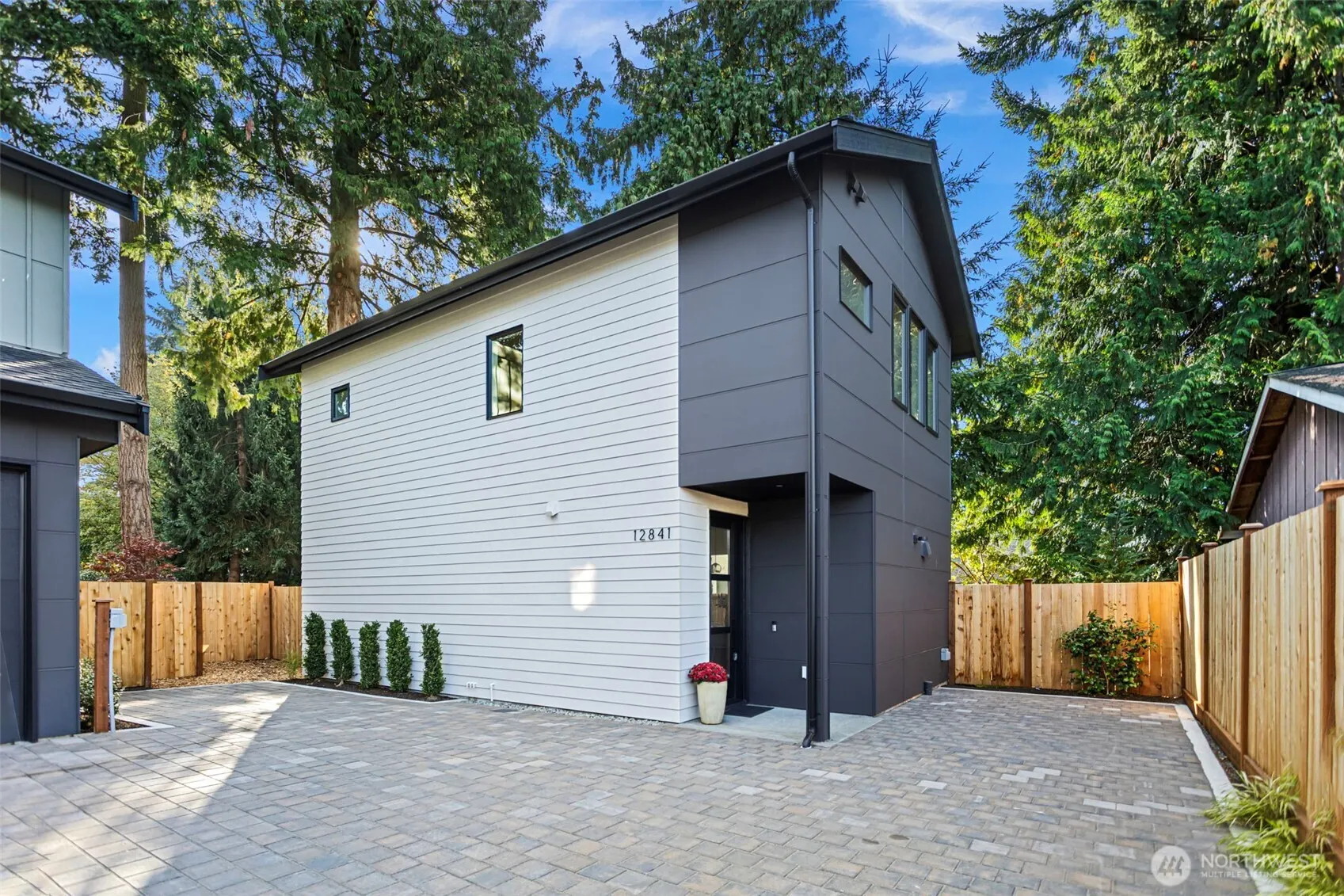 12841 NE 112th Street , Kirkland, WA 98033