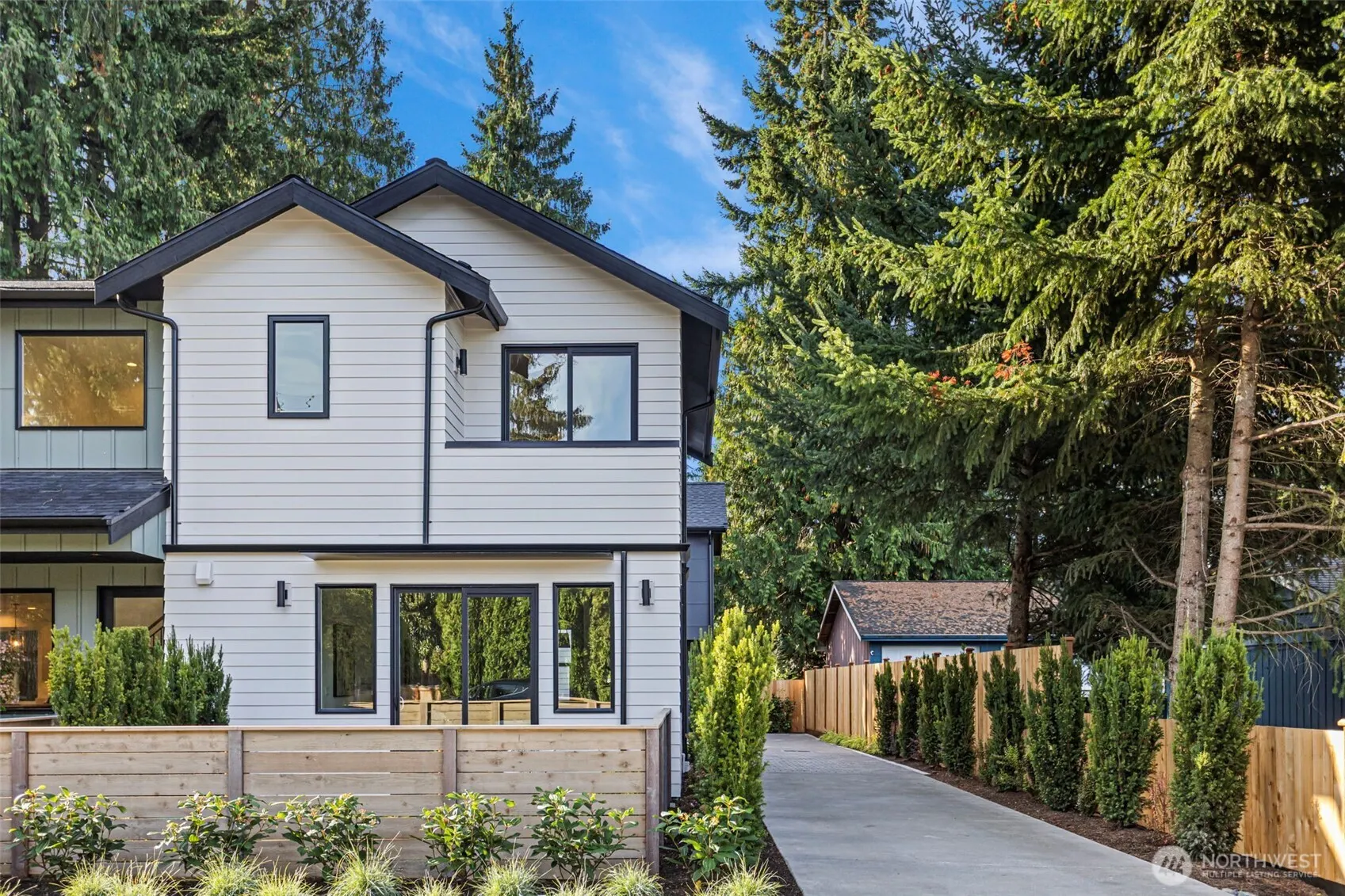 12843 NE 112th Street , Kirkland, WA 98033